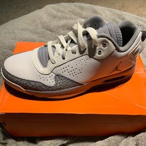 Jordan low top size 10